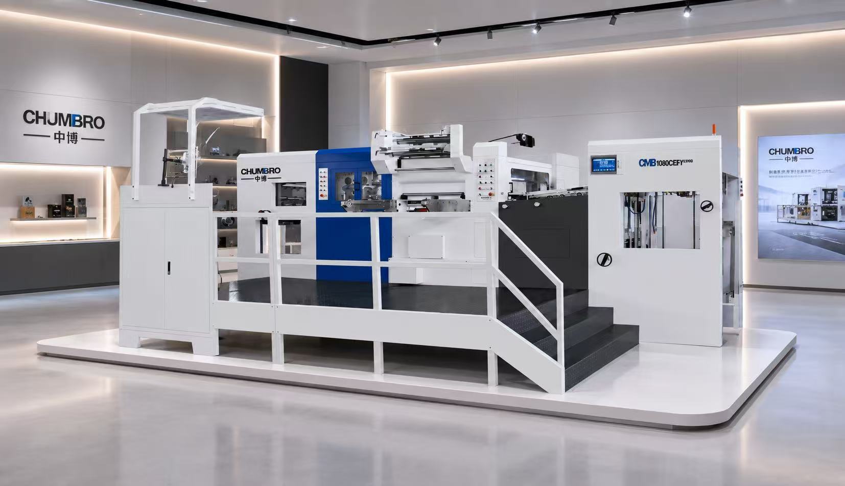 Foil stamping machine for packaging finishing